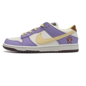 Nike SB Dunk Low Pro - Vintage Skateboarding Shoes