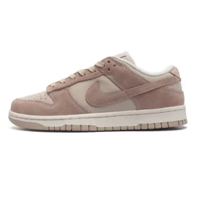 Nike Dunk Low SB Skateboarding Shoes with Zoom Air Cushioning