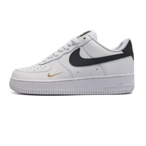 Nike Air Force 1 Low React - Classic Sneakers with Air Cushioning