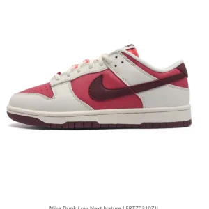 Nike Dunk Low SB Classic Comfort Sneakers