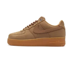 Nike Air Force 1 '07 Low Top Sneakers