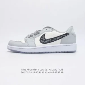 Jordan Air Jordan 1 Low CN8608-002 Leather Sneakers