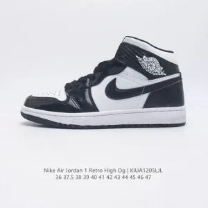 Nike Air Jordan 1 Retro High OG 'Chicago' - Men's Basketball Shoes