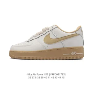 Nike Air Force 1 '07 Low Top Sneaker