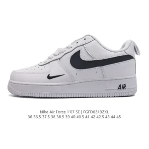 Nike Air Force 1 '07 Low Top Sneaker