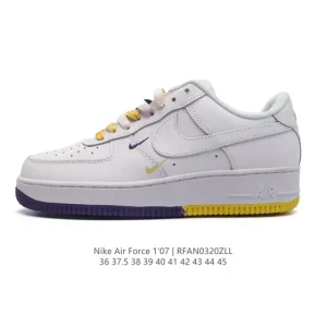 Nike Air Force 1 '07 Low Top Sneaker
