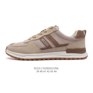 ECCO Men's Casual Sneakers - Breathable Lightweight Lace-Up Shoes