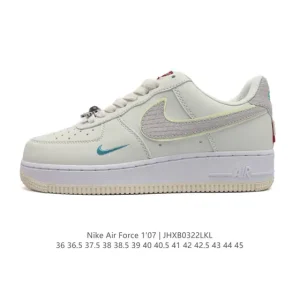 Nike Air Force 1 '07 Low Top Sneaker