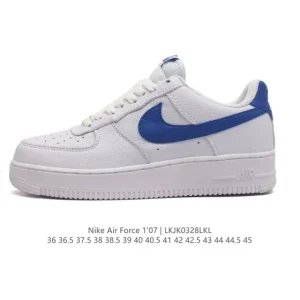 Nike Air Force 1 '07 Low Top Sneaker