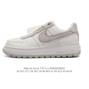 Nike Air Force 1 '07 Low Top Sneaker