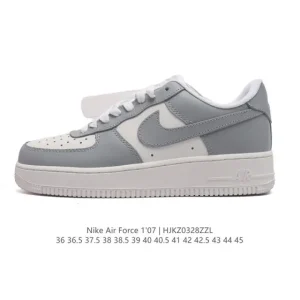 Nike Air Force 1 '07 Low Top Sneakers