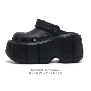 Balenciaga Men's and Women's Thick Sole Elevated Closed-Toe Slides Sandals Beach Shoes Runway New Model Holes Shoes Casual Summer Sandals