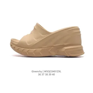 Givenchy Women's Chunky Heel Summer Slide Sandals with Logo