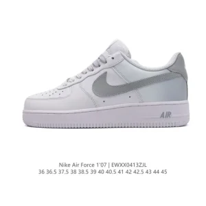 Nike Air Force 1 '07 Low White Sneakers
