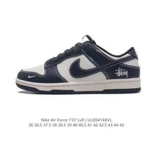 Nike SB Dunk Low Stussy Starry