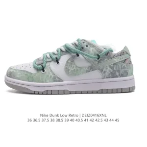 Nike Dunk Low Retro Double Laces Sneaker