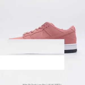 Nike SB Dunk Low Pro Skateboarding Shoes - Classic Retro Style for Men and Women