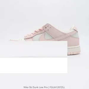 Nike SB Dunk Low Pro Skateboarding Shoes - Classic Retro Style for Men & Women