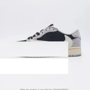 Jordan Air 1 Low OG Military Blue Reverse Swoosh