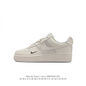Nike Air Force 1 '07 Low White Leather Sneakers with Air Cushioning