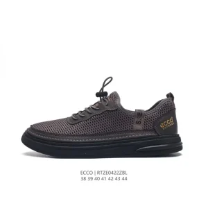 ECCO Men's Casual Sneakers - Lightweight Breathable Lace-Up Shoes with Air Cushioning