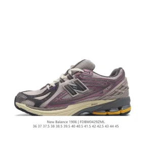 New Balance M 6R Vintage Running Shoes - Classic Vibe Style