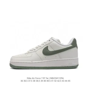 Nike Air Force 1 '07 Low White Leather Sneakers