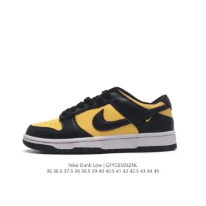 Nike SB Dunk Low Skateboarding Shoes with Zoom Air Cushioning