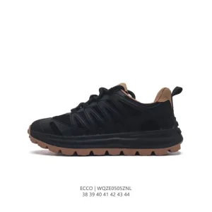 ECCO Men's Casual Sneakers with Thick Sole and Breathable Design