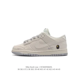 Nike SB Dunk Low Pro Skateboarding Shoes for Men and Women