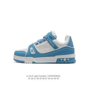 Louis Vuitton Trainer Sneaker Low in Smooth Calf Leather