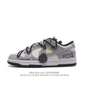 Nike SB Dunk Low Deconstructed Strap Skateboard Shoes