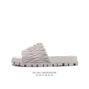Miu Miu Matelasse Leather Flat Sandal 2024 Spring Summer