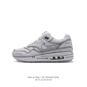 Nike Air Max 1 Patta Men's Running Shoe with Visible Air Cushioning