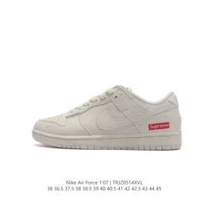 Supreme x Nike SB Dunk Low 'Box Logo' BB8675-104 Premium Sneakers