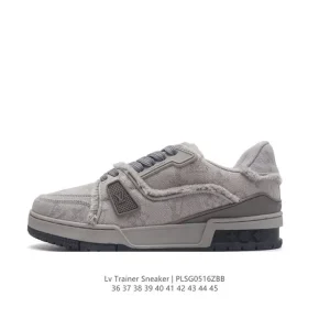 Louis Vuitton Trainer Sneaker Low Basketball Shoes for Men and Women