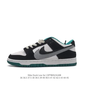 Nike SB Dunk Low Skateboarding Shoes with Zoom Air Cushioning