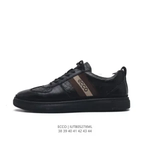 ECCO Men's Casual Sneakers with Air Cushion and Breathable Mesh