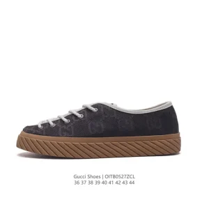 Gucci Tennis 1977 Classic Canvas Sneakers with Vintage Logo