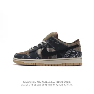 Travis Scott x Nike SB Dunk Low 'Pistachio' Sneaker