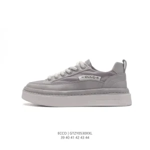 ECCO Men's Chunky Sole Leather Sneakers for Casual Wear