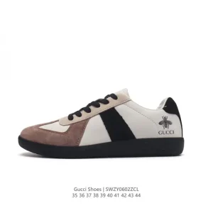 Gucci Rhyton Classic White Leather Sneakers with Vintage Detailing