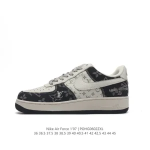 Nike Air Force 1 '07 Low White Leather Sneakers