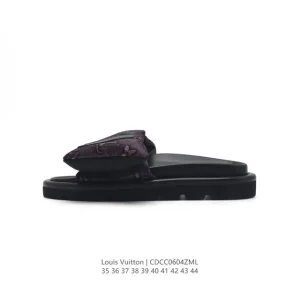 Louis Vuitton Men's Women's Classic Slippers Beach Sandals