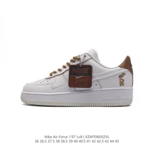 Nike Air Force 1 '07 Low White Leather Sneakers with Air Cushion