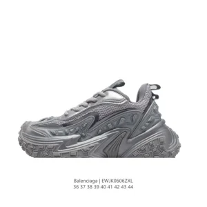 Balenciaga 10XL Cargo Sneaker Thick Sole Vintage Style