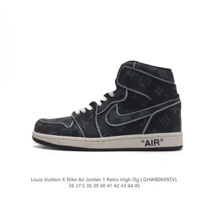 Jordan AJ1 Zoom Cmft Corduroy Retro High Top Sneakers