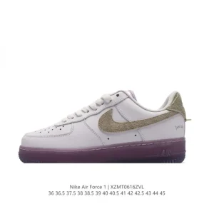 Nike Air Force 1 '07 Low White Leather Sneakers with Air Cushioning
