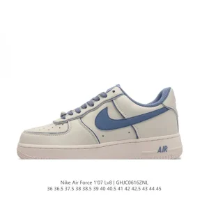 Nike Air Force 1 '07 Low White Leather Sneakers with Air Cushioning