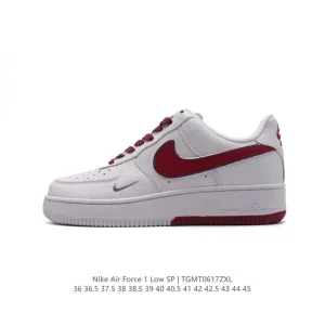Nike Air Force 1 '07 Low Casual Shoes with Air Cushion
